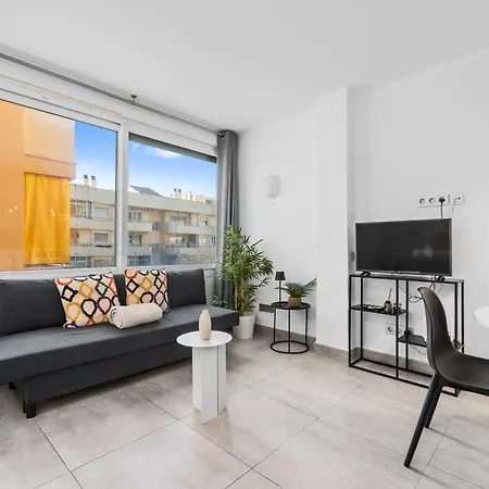 Renovated Center Within Walking Distance * Marbella