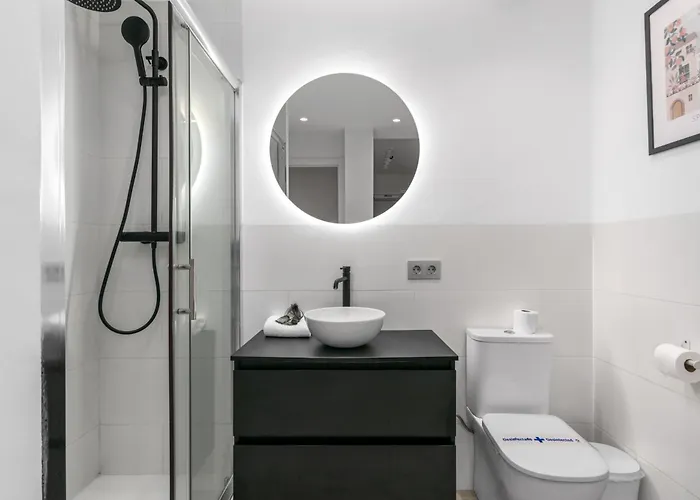 Renovated Center Within Walking Distance * Marbella